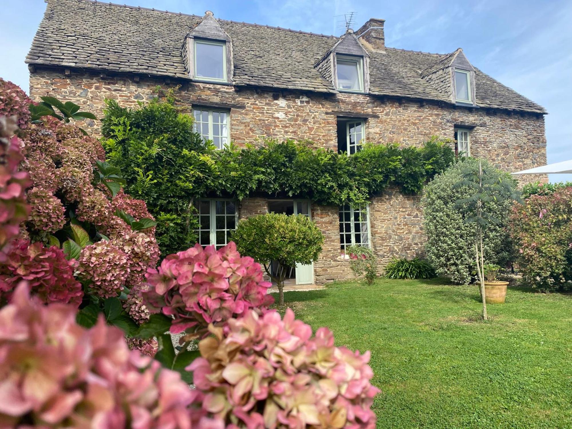 La Clef Du Four Bed & Breakfast Plesder Exterior photo
