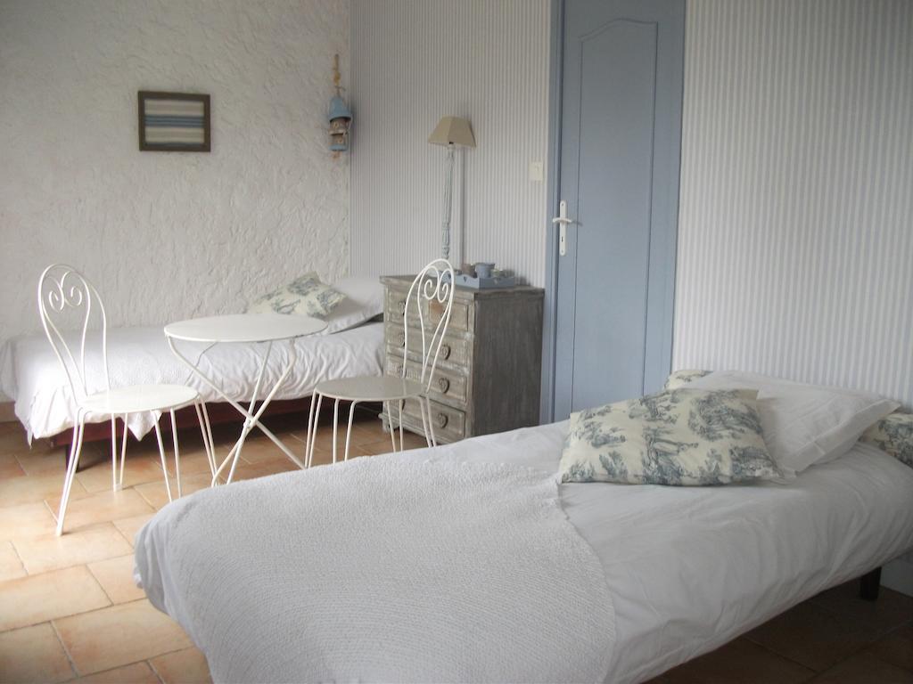 La Clef Du Four Bed & Breakfast Plesder Room photo
